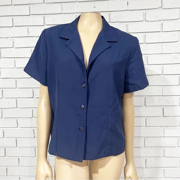 Briggs Women’s Petite Short Sleeve Button Down - Picture 7 of 9